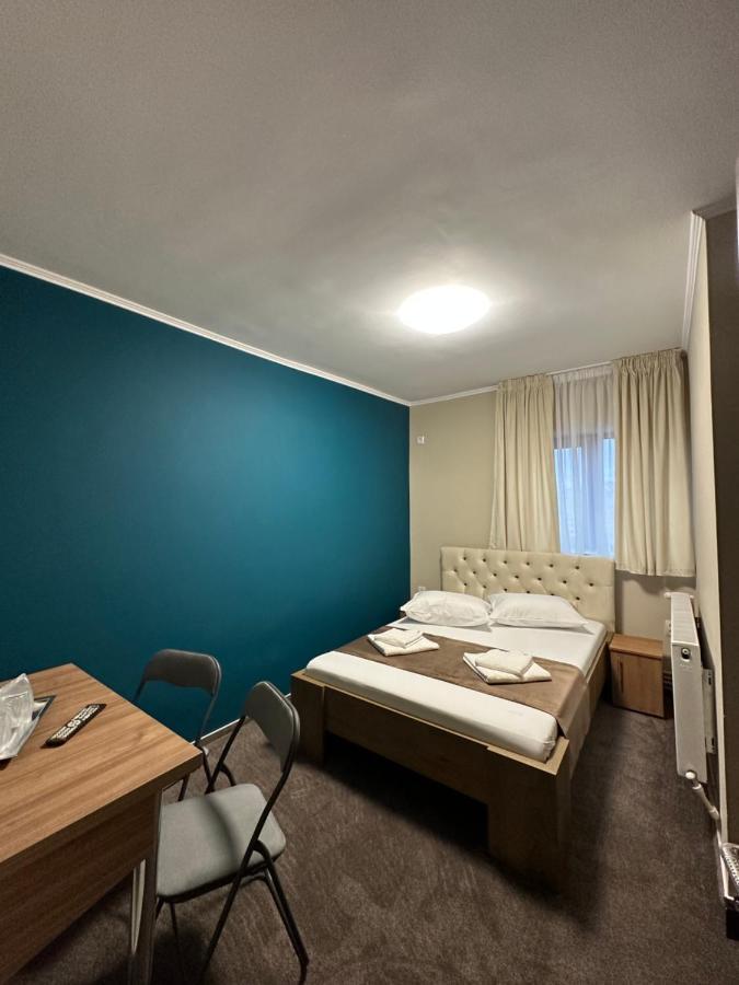 Hotel Freedom&Relax à Buzău Extérieur photo